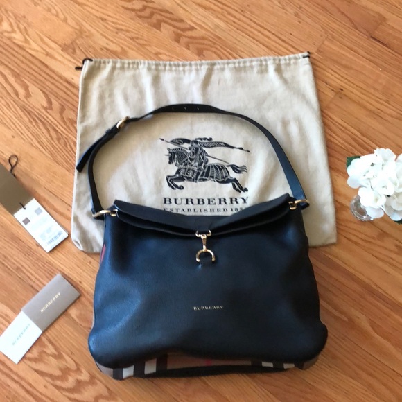 Burberry Handbags - 🌺 $999 TODAY! Burberry Cornwall Blk Leather Purse